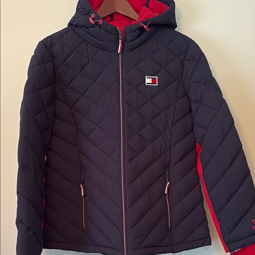 Tommy Hilfiger Blue and Red Puffer Jacket with Quilted Design